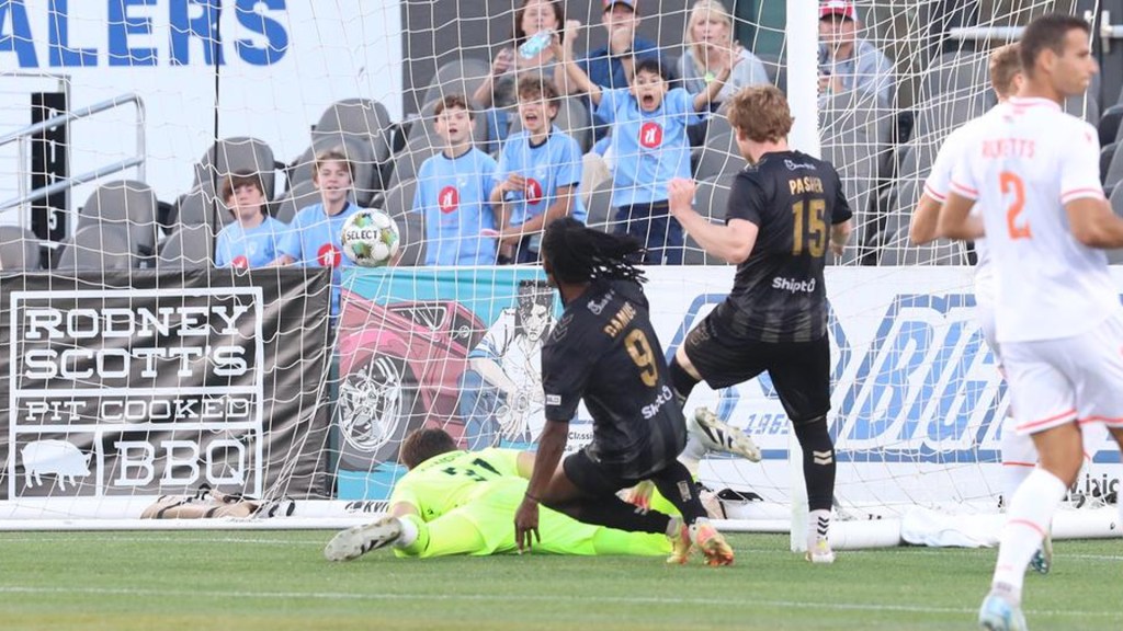 Birmingham Legion FC fall to Miami FC at Protective Stadium on Saturday despite goals from Ronaldo Damus and AJ Paterson.